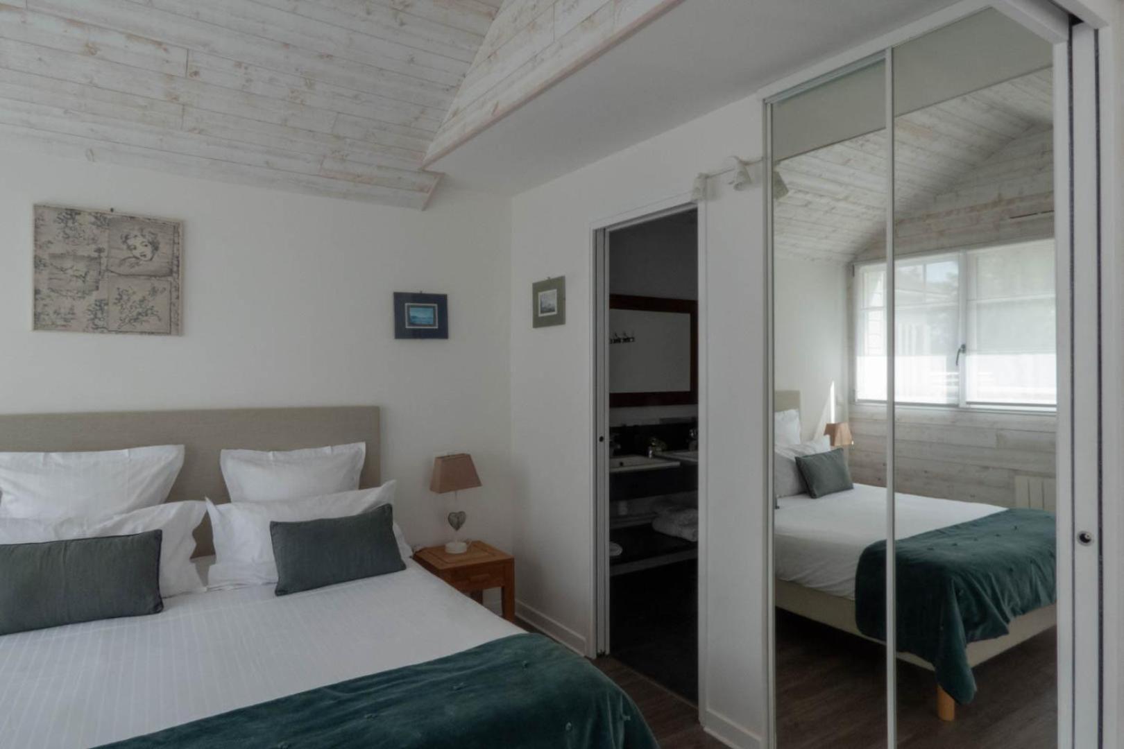 La Villa Bel Ange Hotel แซงต์ฟิลิแบร์ ภายนอก รูปภาพ